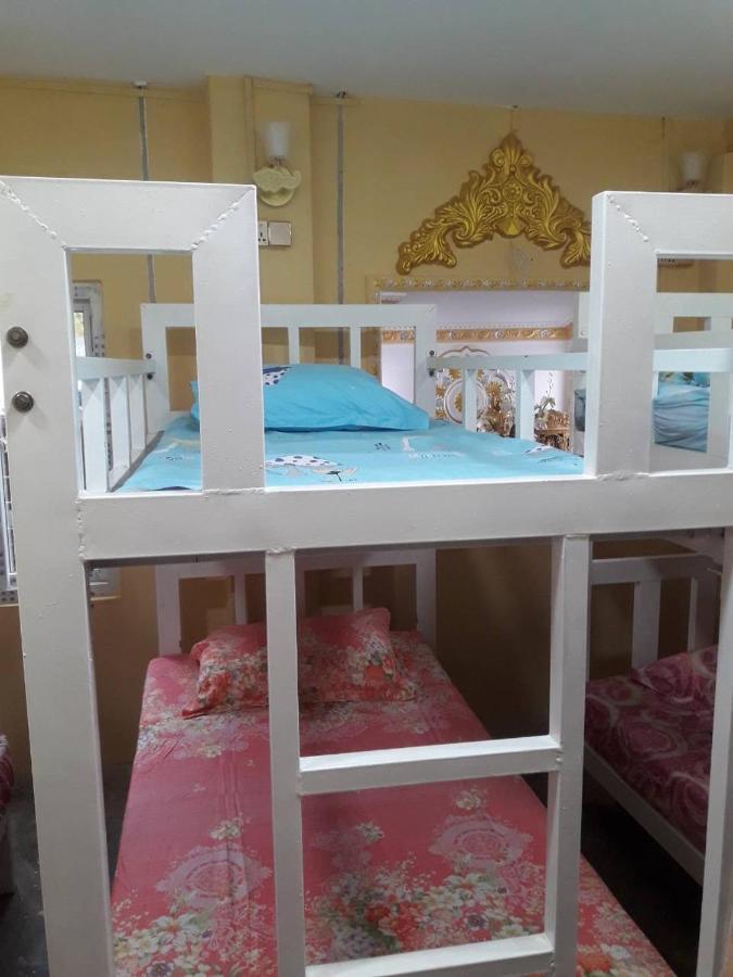 My Family Hostel Nyaung-U Buitenkant foto